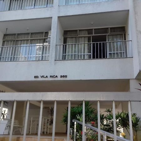 A 250M Da Praia Da Enseada Гуаружа Экстерьер фото